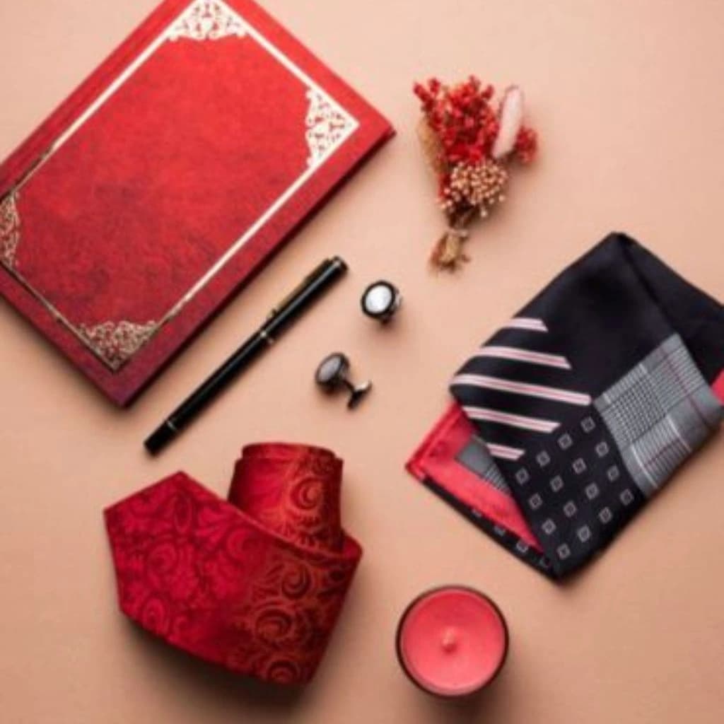 Five Perfect Men’s Accessories To Gift A Game Of Thrones Fan!